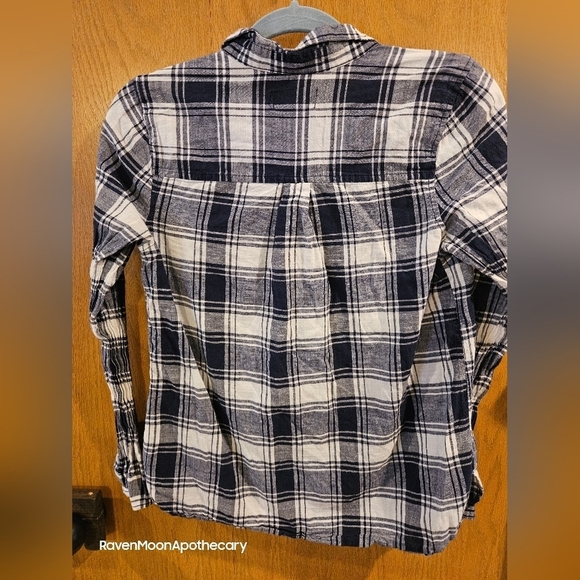 Small Old Navy Flannel - Picture 3 of 6